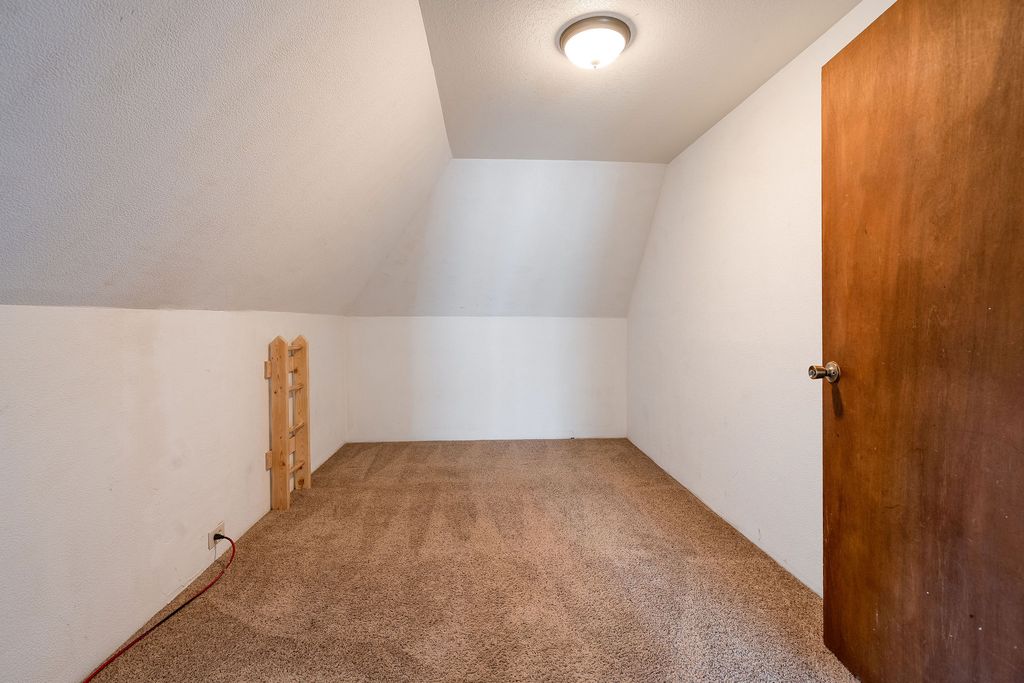 Image 38 of property listing at 120 4th Avenue E, Kalispell, MT 59901