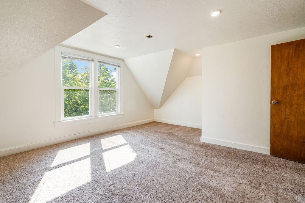 Image 39 of property listing at 120 4th Avenue E, Kalispell, MT 59901
