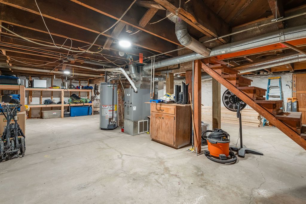 Image 44 of property listing at 120 4th Avenue E, Kalispell, MT 59901