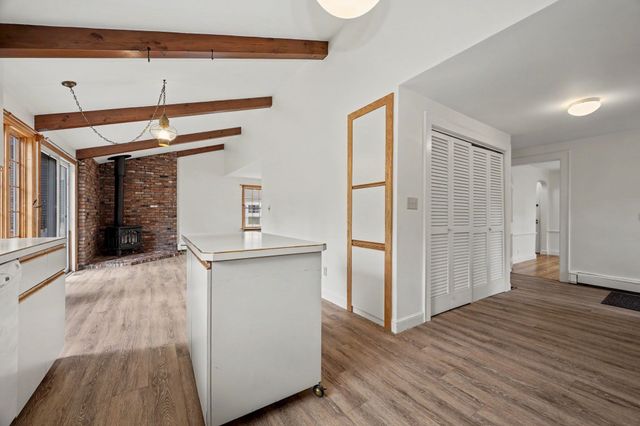95 Gleason Rd, Lexington, MA 02420