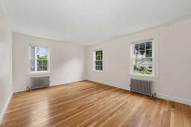 95 Gleason Rd, Lexington, MA 02420