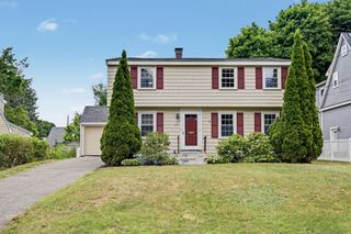 95 Gleason Rd, Lexington, MA 02420