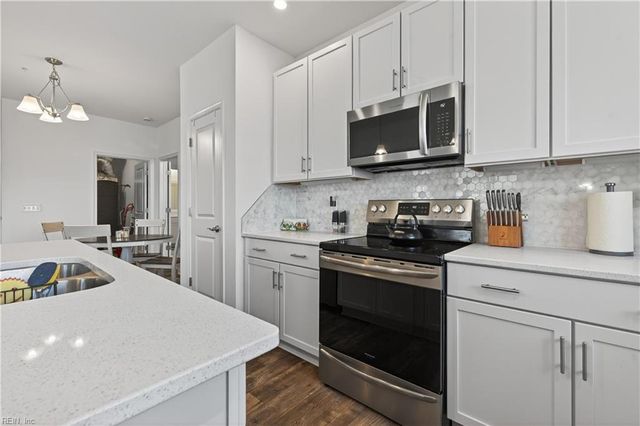 1509 Waitsel Dr Unit 207, Chesapeake, VA 23320