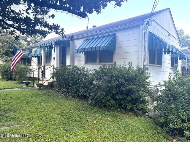 309 Armstrong Street, Natchez, MS 39120