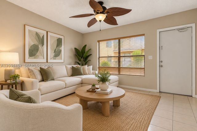 2655 W 67th Pl 14-13, Hialeah, FL 33016