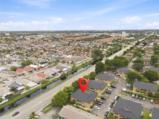 2655 W 67th Pl 14-13, Hialeah, FL 33016