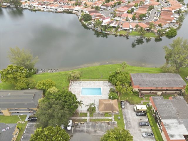 2655 W 67th Pl 14-13, Hialeah, FL 33016