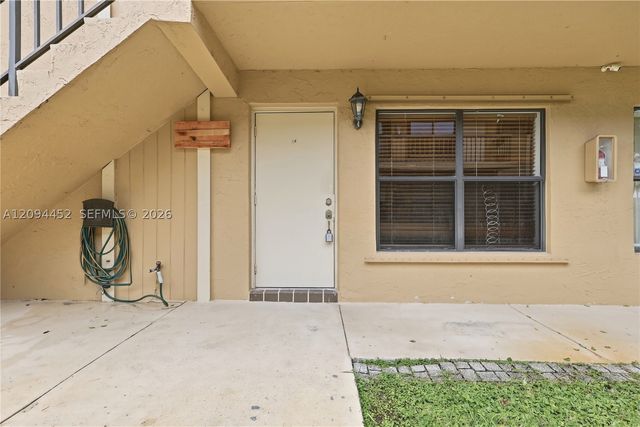 2655 W 67th Pl 14-13, Hialeah, FL 33016