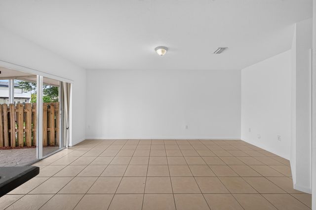 5732 SW 162nd Pass 5732, Miami, FL 33193