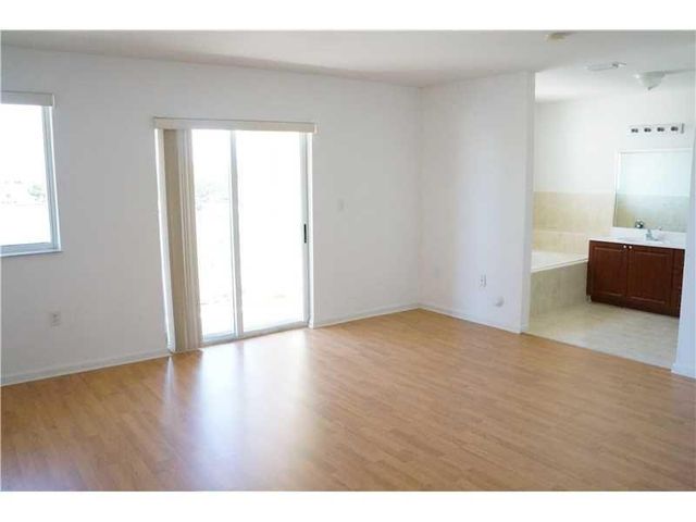 5732 SW 162nd Pass 5732, Miami, FL 33193