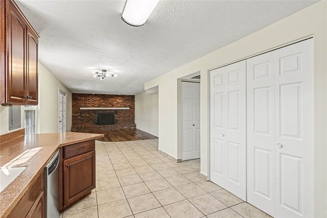 6621 Green Lee Court, Huber Heights, OH 45424