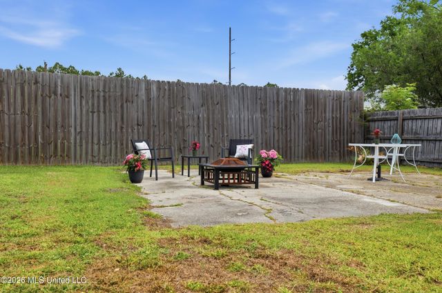 415 Wainwright Street, Waveland, MS 39576