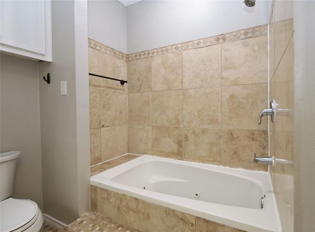 1126 Nantucket 3, Houston, TX 77057