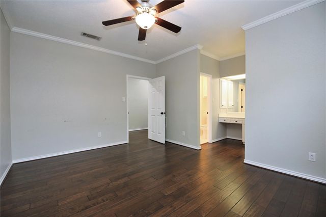 1126 Nantucket 3, Houston, TX 77057