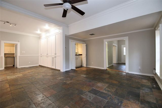 1126 Nantucket 3, Houston, TX 77057