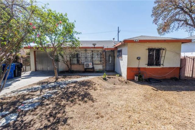 11465 Amboy Ave., Mission Hills (san Fernando), CA 91340