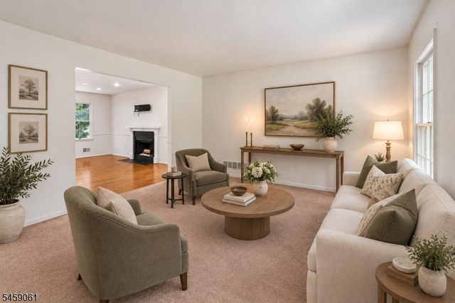 61 Rock Rd, Washington Twp., NJ 07853