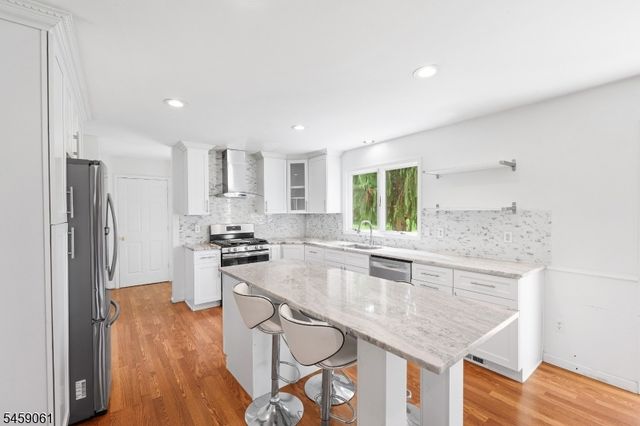 61 Rock Rd, Washington Twp., NJ 07853
