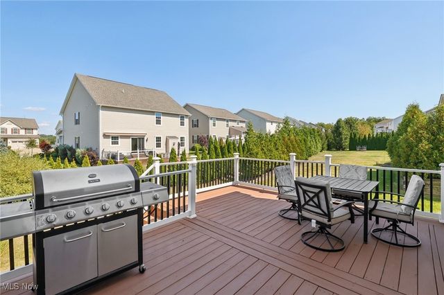 818 Hilliary Lane, Aurora, OH 44202