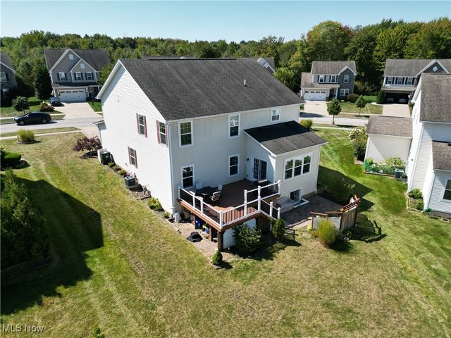 818 Hilliary Lane, Aurora, OH 44202