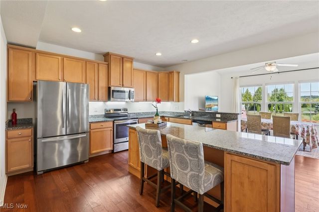 818 Hilliary Lane, Aurora, OH 44202