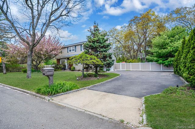 3 Otsego Avenue, Dix Hills, NY 11746