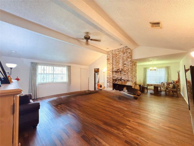 12074 Fairpoint Drive, Houston, TX 77099
