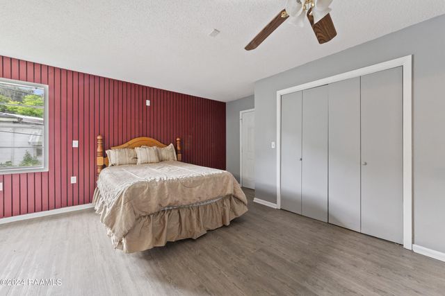 1308 Cherokee Drive, Opelousas, LA 70570