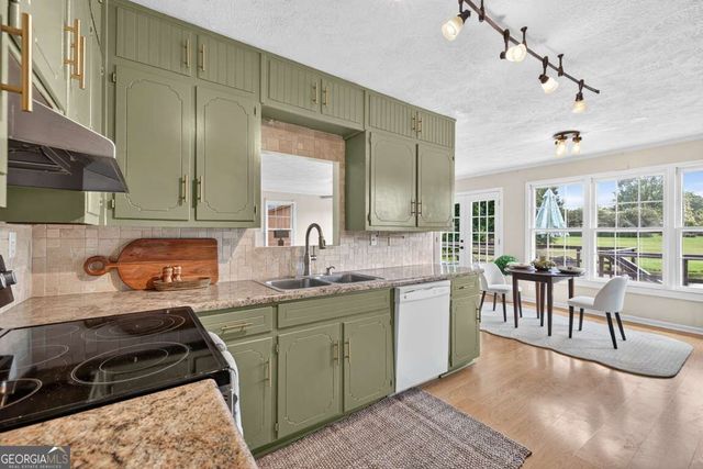 976 SW Walker Lake Road, Conyers, GA 30094