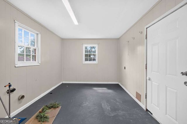 976 SW Walker Lake Road, Conyers, GA 30094