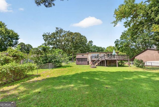 976 SW Walker Lake Road, Conyers, GA 30094