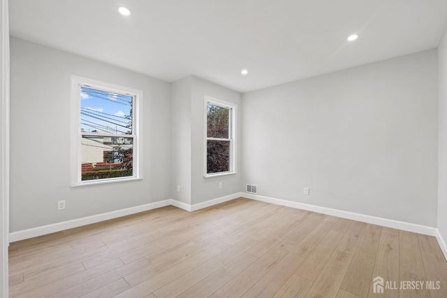 8 James Street, New Brunswick, NJ 08901