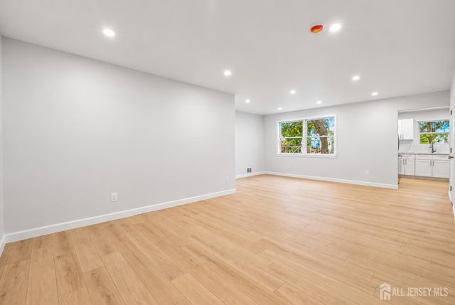 8 James Street, New Brunswick, NJ 08901