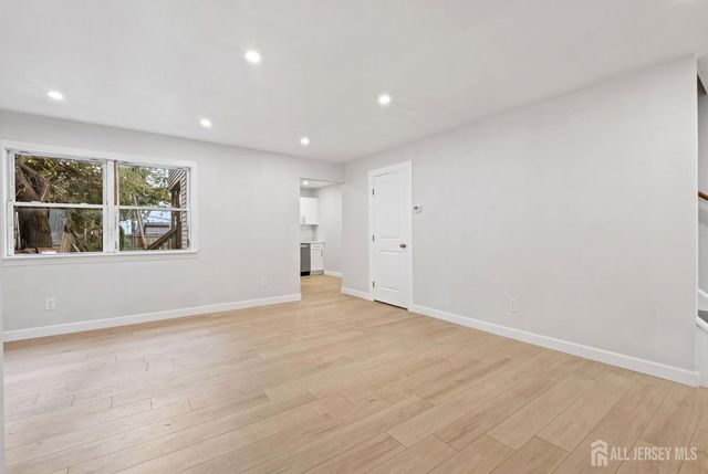 8 James Street, New Brunswick, NJ 08901