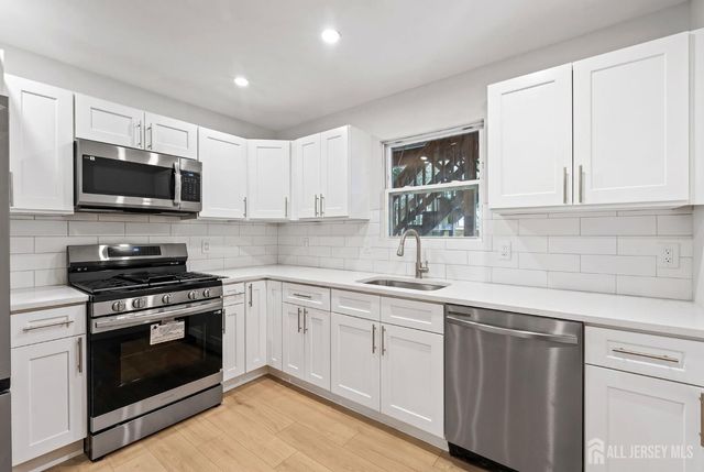 8 James Street, New Brunswick, NJ 08901