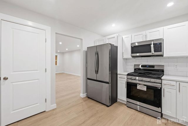 8 James Street, New Brunswick, NJ 08901