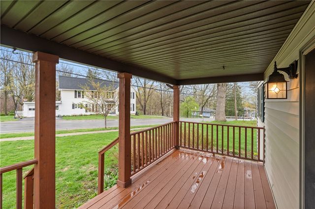 22 High St Street, Livonia, NY 14487