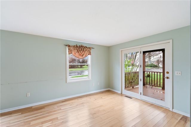 22 High St Street, Livonia, NY 14487