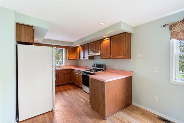 22 High St Street, Livonia, NY 14487