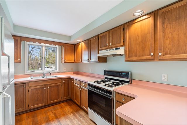 22 High St Street, Livonia, NY 14487