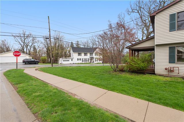 22 High St Street, Livonia, NY 14487