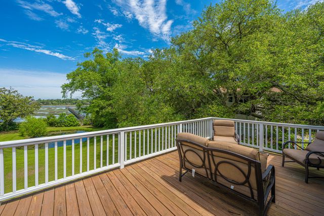 2644 Bohicket Road, Johns Island, SC 29455