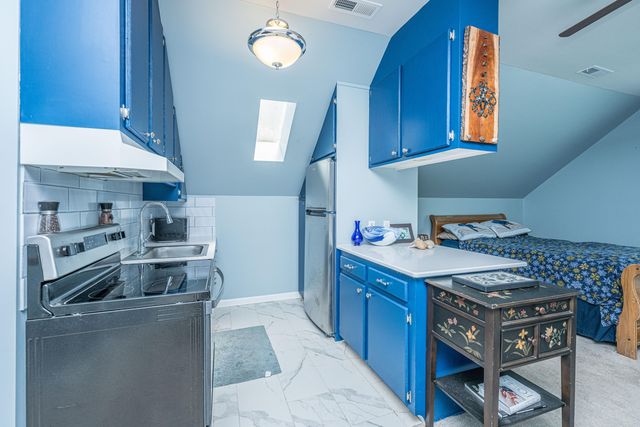 2644 Bohicket Road, Johns Island, SC 29455