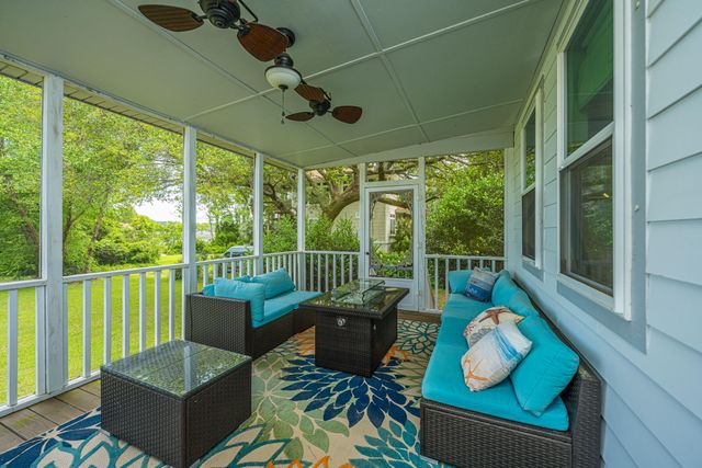 2644 Bohicket Road, Johns Island, SC 29455