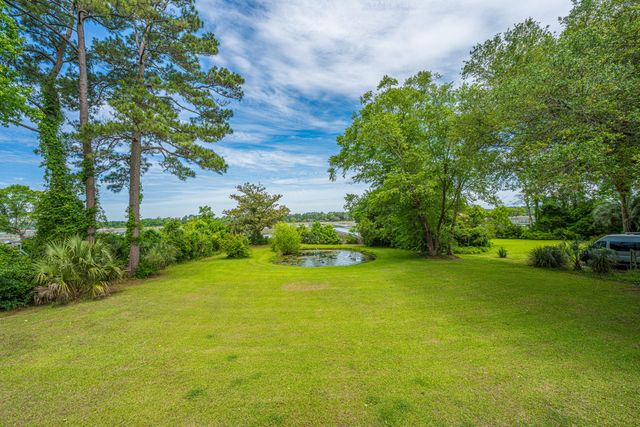 2644 Bohicket Road, Johns Island, SC 29455