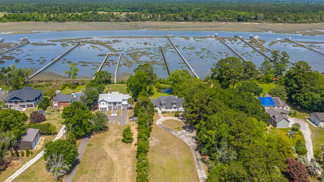 2644 Bohicket Road, Johns Island, SC 29455