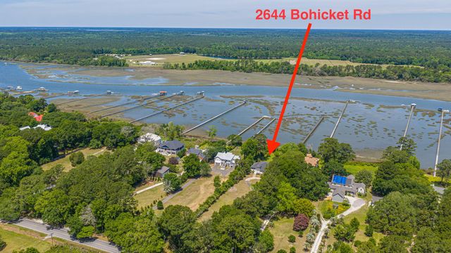 2644 Bohicket Road, Johns Island, SC 29455