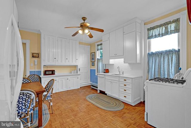 518 GRAND AVE, Ewing, NJ 08628