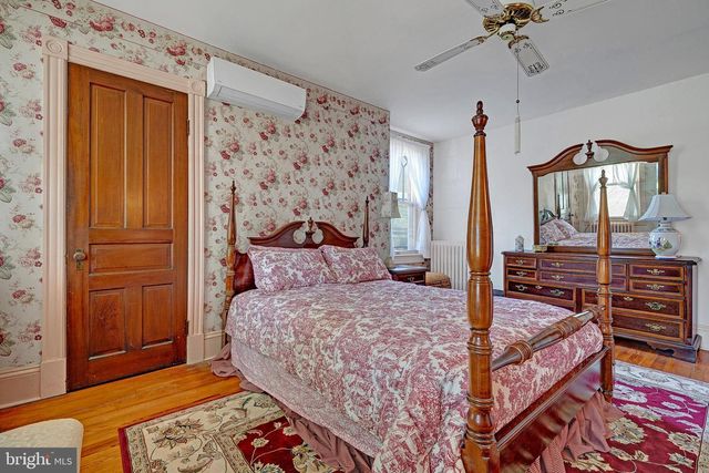 518 GRAND AVE, Ewing, NJ 08628
