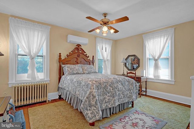 518 GRAND AVE, Ewing, NJ 08628